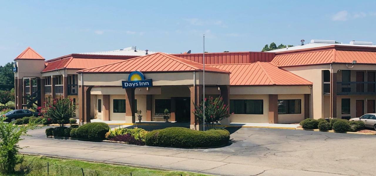 Days Inn By Wyndham Columbus Exteriör bild